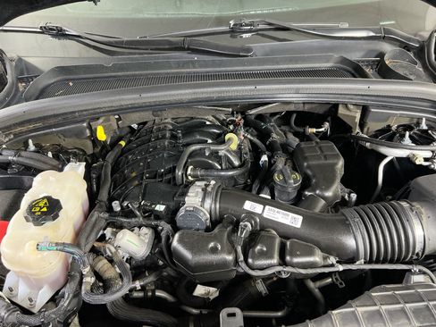 Used 2023 Jeep Grand Cherokee Altitude AWD/4WD image 29