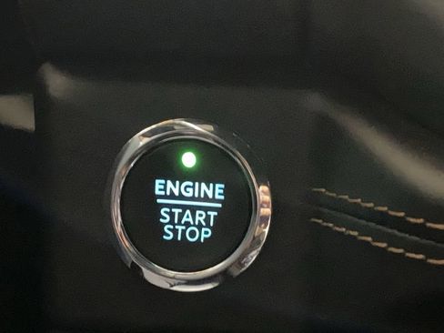 Used 2023 Ford Expedition Platinum image 13