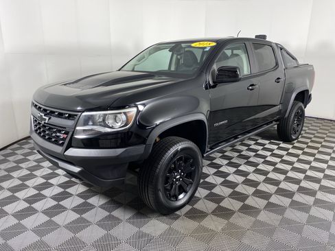 Used 2018 Chevrolet Colorado ZR2 w/ ZR2 Midnight Special Edition AWD/4WD image 11
