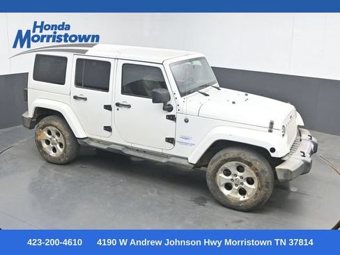 Used 2015 Jeep Wrangler Unlimited Sahara w/ Trailer Tow Group AWD/4WD image 1