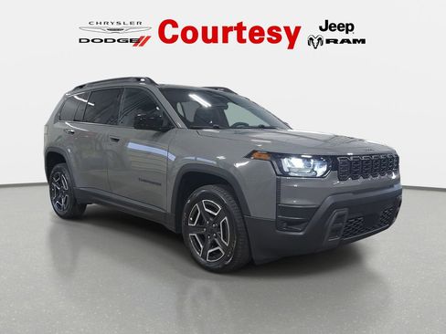 New 2026 Jeep Cherokee Laredo AWD/4WD image 1