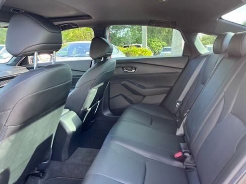 Used 2024 Honda Accord Sport image 9