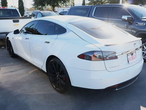 Used 2014 Tesla Model S P85 image 6