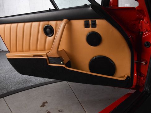 Used 1988 Porsche 911 Carrera RWD image 29