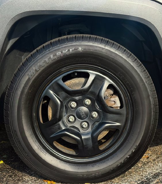 Used 2020 Jeep Renegade Sport FWD image 17
