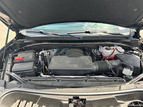 Used 2024 Chevrolet Tahoe Z71 w/ Off-Road Capability Package image 8