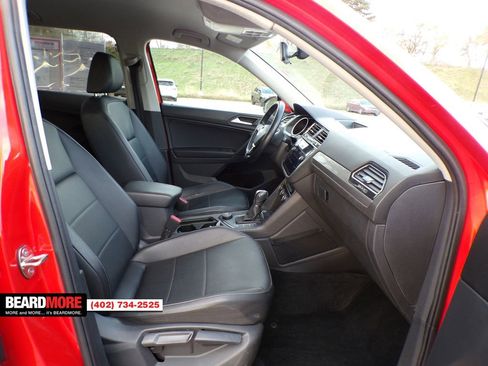 Used 2019 Volkswagen Tiguan SE image 27