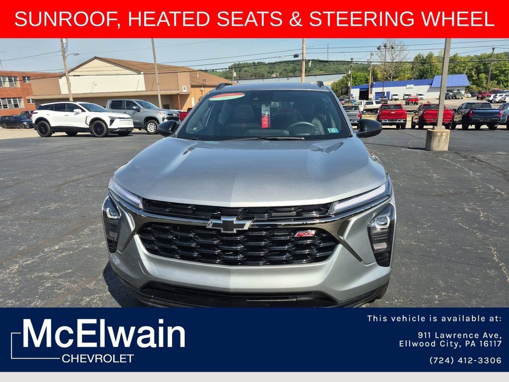Used 2026 Chevrolet Trax RS w/ Sunroof Package FWD image 10