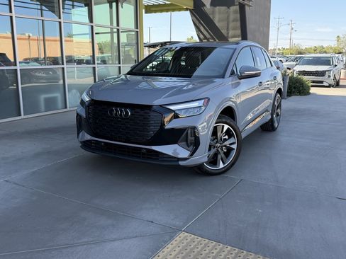 Used 2024 Audi Q4 e-tron Premium Plus w/ Premium Plus AWD/4WD image 2