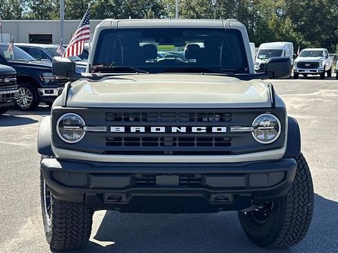 New 2025 Ford Bronco 2-Door w/ Sasquatch Package image 2
