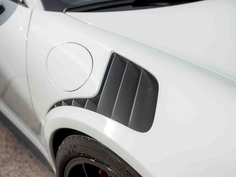 Used 2016 Porsche 911 GT3 RS image 16