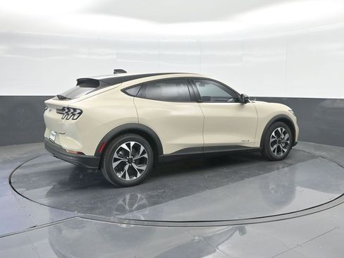 New 2025 Ford Mustang Mach-E Select image 15