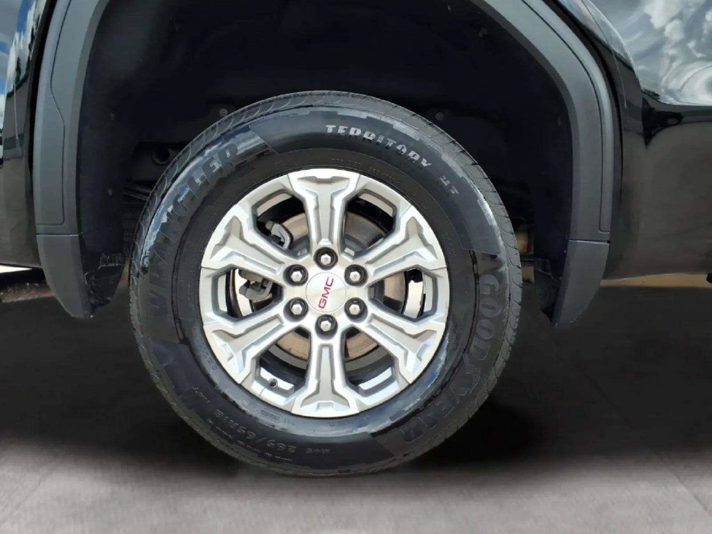 Used 2025 GMC Sierra 1500 SLT RWD image 20