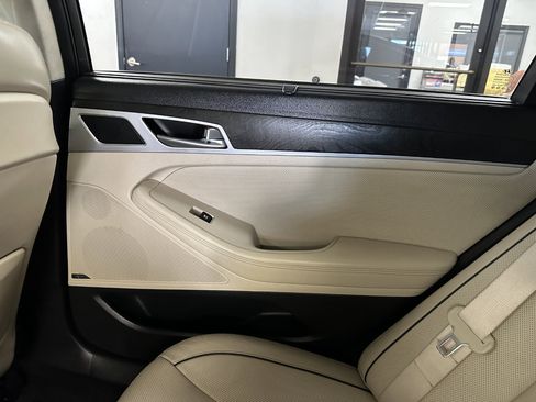 Used 2015 Hyundai Genesis 3.8 w/ Option Group 04 image 70