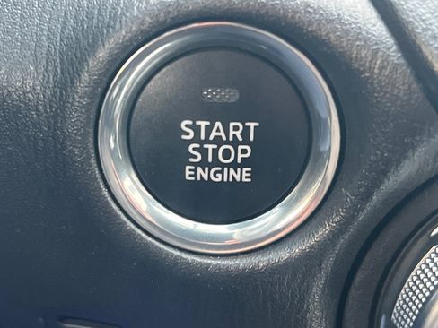 Used 2017 FIAT 124 Spider Classica image 21