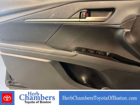 Used 2025 Toyota Camry SE w/ Convenience Package AWD/4WD image 17