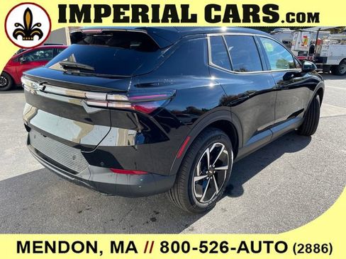 New 2026 Chevrolet Equinox EV LT image 13