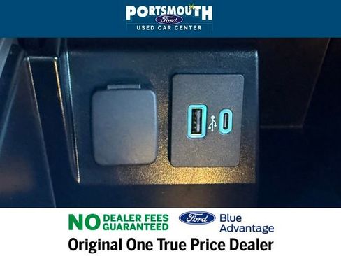 Certified 2022 Ford Explorer XLT w/ Equipment Group 202A image 17