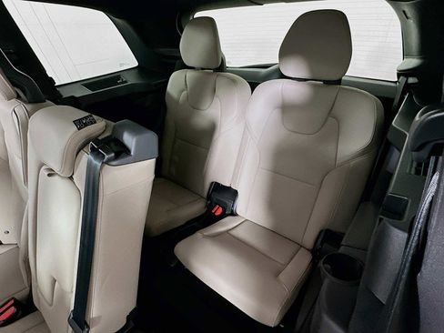 New 2026 Volvo XC90 T8 Plus image 26