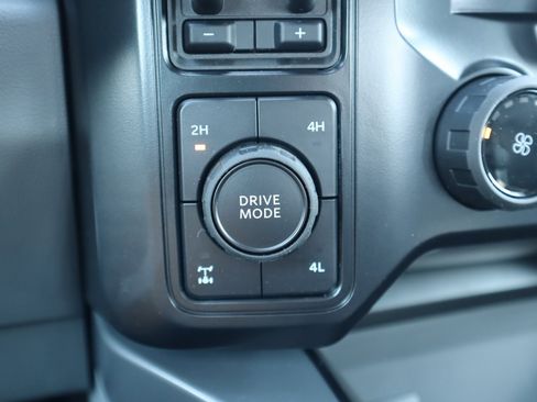 New 2026 Ford F250 XLT w/ XLT Premium Package image 8