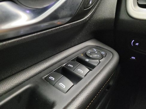 Used 2019 GMC Terrain SLE w/ Driver Convenience Package AWD/4WD image 27