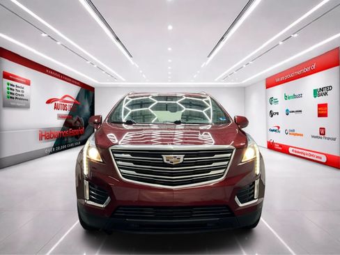 Used 2017 Cadillac XT5 Luxury w/ Driver Awareness Package AWD/4WD image 2