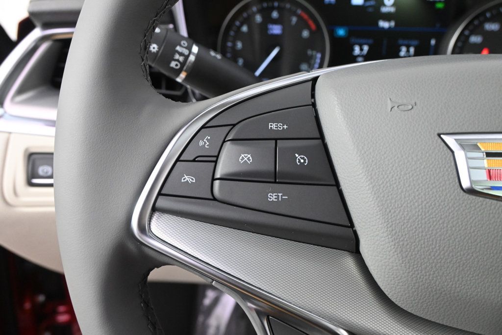 New 2026 Cadillac XT5 Premium Luxury w/ Driver Assist Package AWD/4WD image 32