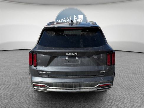 Used 2023 Kia Sorento SX Prestige image 5