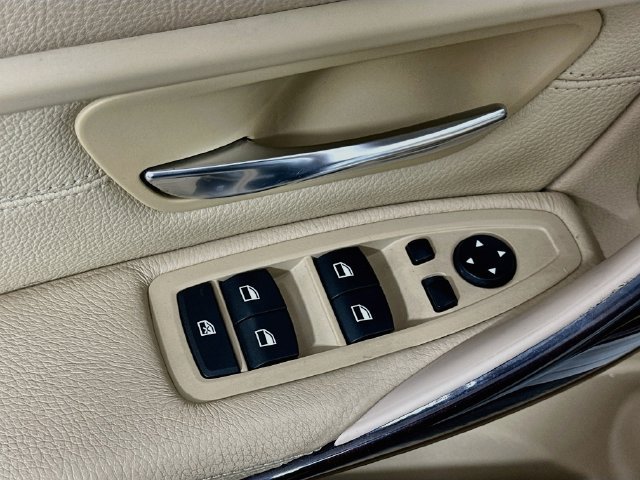 Used 2015 BMW 328i Sedan RWD image 18
