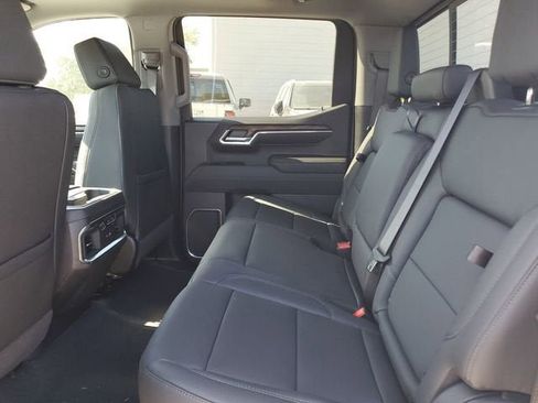New 2026 GMC Sierra 1500 SLT image 13