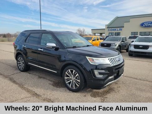 Used 2017 Ford Explorer Platinum image 19