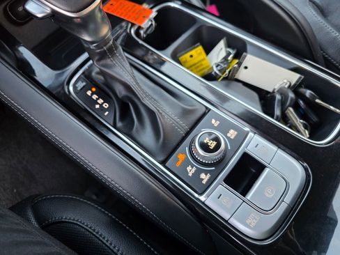 Used 2022 Kia Telluride EX w/ EX Premium Package image 20