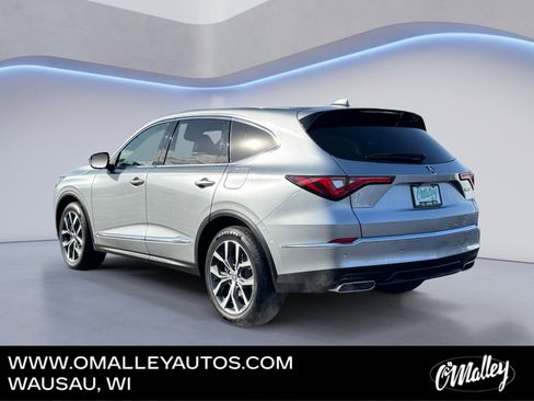 Used 2023 Acura MDX SH-AWD w/ Technology Package image 3