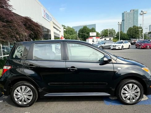 Used 2006 Scion xA FWD image 8
