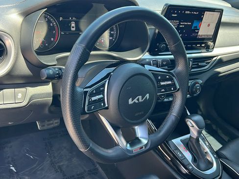 Used 2024 Kia Forte GT-Line w/ GT-Line Premium Package FWD image 10