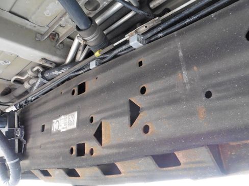 Used 2017 Chevrolet Express 3500 RWD image 5