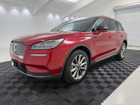 Used 2020 Lincoln Corsair FWD w/ Premium Package image 3