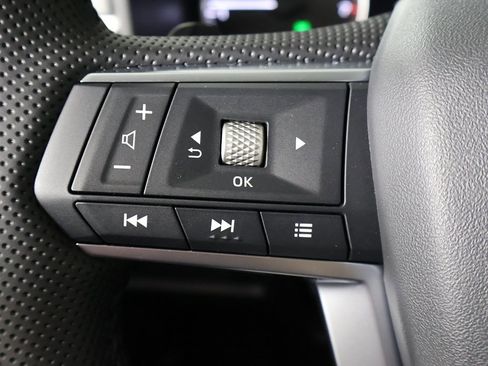 New 2025 Mitsubishi Outlander SE image 42