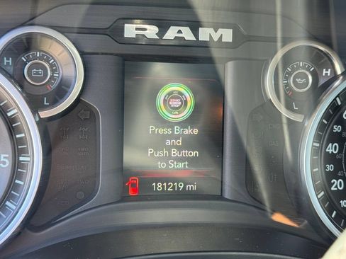 Used 2019 RAM 1500 Big Horn AWD/4WD image 13