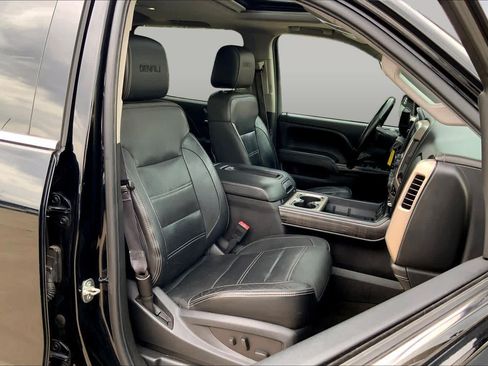 Used 2015 GMC Sierra 1500 Denali RWD image 9