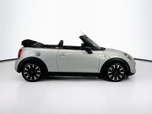 Used 2021 MINI Cooper S FWD image 4