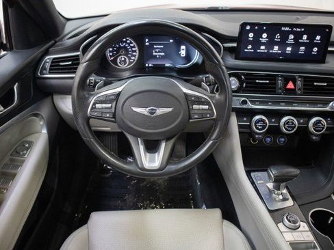 Used 2022 Genesis G70 2.0T image 25