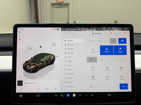 Used 2023 Tesla Model 3 Standard Range RWD image 5