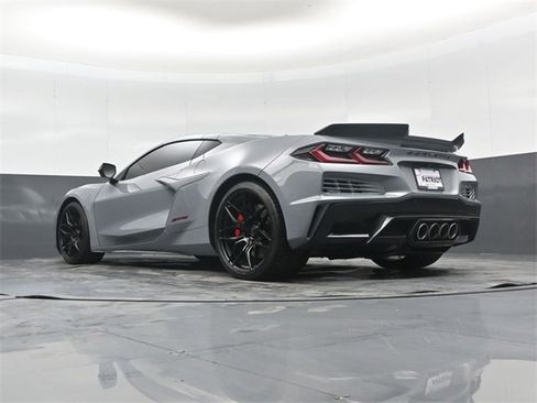 Used 2024 Chevrolet Corvette Z06 image 43