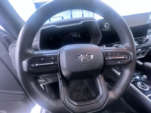 Used 2024 Chevrolet Colorado Trail Boss w/ Technology Package image 15