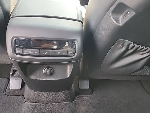 Used 2023 Hyundai Palisade SEL AWD/4WD image 12