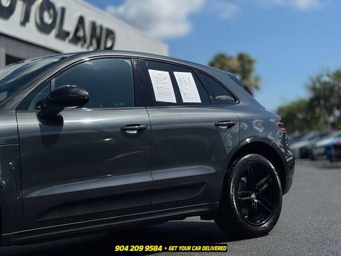Used 2018 Porsche Macan S w/ Premium Package Plus AWD/4WD image 3