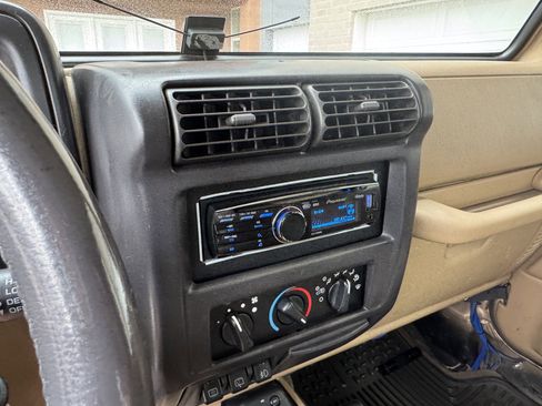 Used 1999 Jeep Wrangler Sport image 18