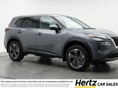 Used 2025 Nissan Rogue SV
