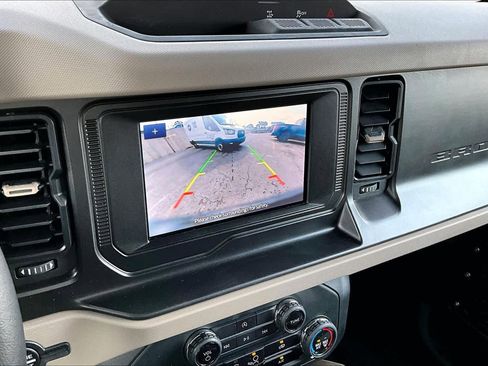 Used 2023 Ford Bronco Big Bend image 31